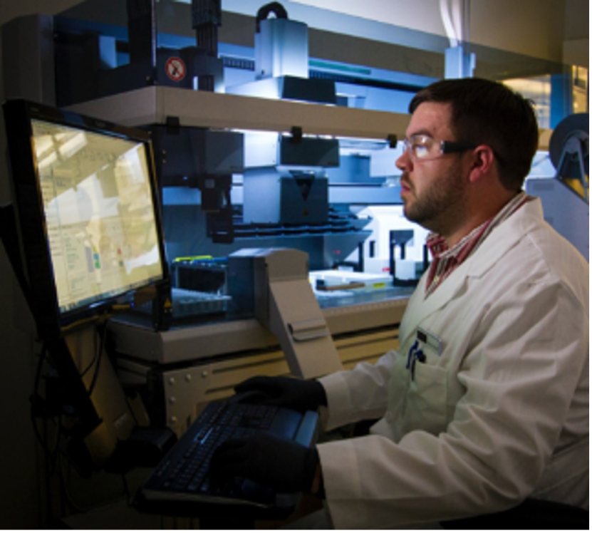 medtech biopharma technician working on research in a lab